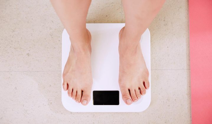 脂肪吸引を受けたら何キロ痩せる？脂肪吸引と体重の関係を解説！