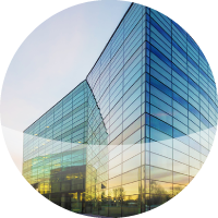 先進的な脂肪吸引、注入施術を目の前で見ることができる